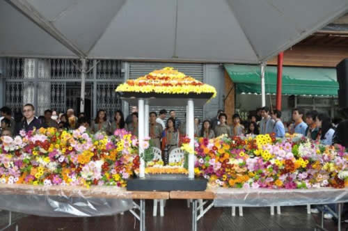 Durante a semana de 07 a 11 de abril, das 10h às 16h acontece o tradicional Hana Matsuri – Festa das Flores, onde será montado um altar na Praça da Liberda